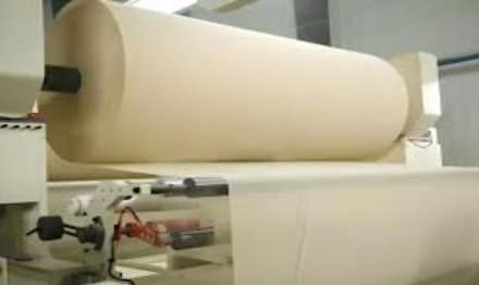 Le rôle des antimousses dans les industries de la pâte à papier, du papier et du béton